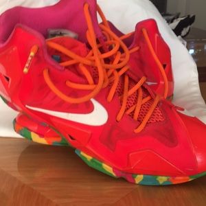 Nike Lebron Fruity Peebles